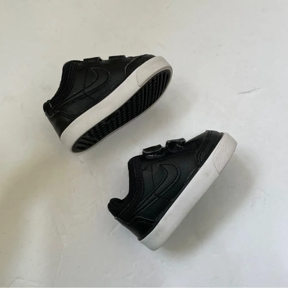 NIKE CAPRI 3‎ BLACK LEATHER SNEAKERS